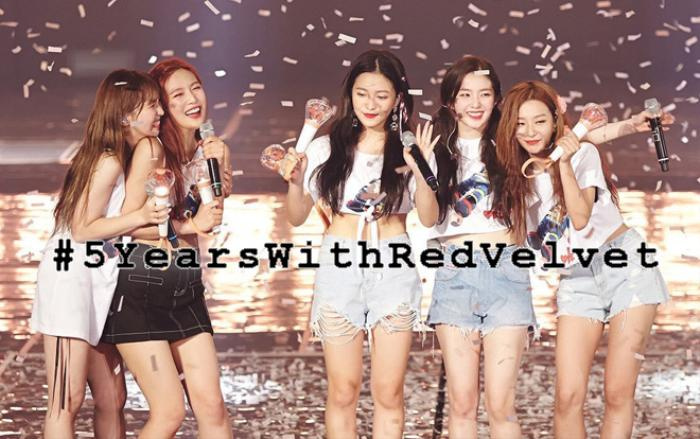 #5YearsWithRedVelvet - Hashtag trending toàn cầu: Reveluv cùng nhau chúc mừng ngày kỉ niệm ý nghĩa của thần tượng