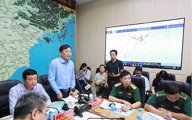 Họp khẩn chỉ đạo ứng phó với bão số 3: 'Một số người dân có xu thế đi du lịch ở các đảo để trải nghiệm bão'