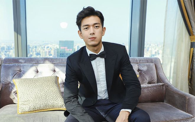 Fan meeting huỷ vì số người tham gia quá ít, Lý Hiện bị ném đá vì cho rằng bản thân mình đã quá hot