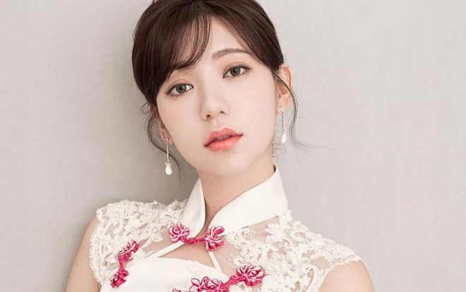 Ngất ngây với vẻ đẹp không tuổi của nữ chính ‘người thứ ba’ trong bộ phim 'Chúng ta không thể làm bạn'!