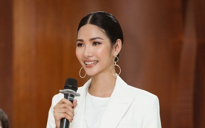 Hoàng Thùy tâm huyết với dự án WE mang đến Miss Universe: Làm gì khi bị chê bai nhan sắc?