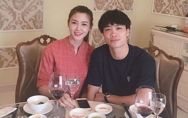 Ẻo lả bên hot boy chỉ đùa vui, Công Phượng đã có bạn gái hơn 1 năm