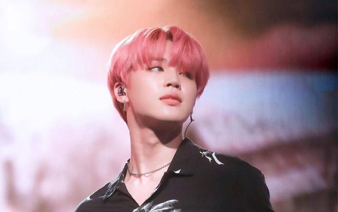 Có tận 3 bài solo sở hữu lượt phát khủng, Jimin (BTS) trở thành nghệ sĩ Hàn Quốc đầu tiên làm được điều này trên trang âm nhạc uy tín quốc tế