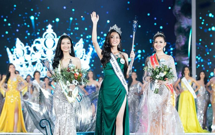 Bí mật về 'vận may' của chiếc váy xanh tân hoa hậu Lương Thùy Linh mặc đêm chung kết