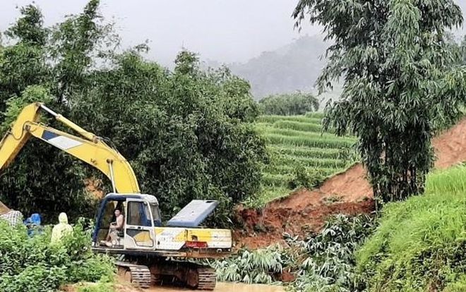 Sạt lở 300m3 đất ở Sa Pa do mưa lớn kéo dài, 1 người tử vong
