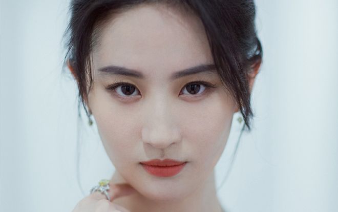 Lưu Diệc Phi: Sau 13 năm mới chịu đi tìm lại ánh hào quang, liệu có thể thành công?