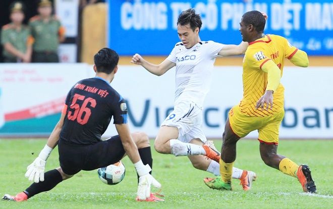 Nam Định loại HAGL khỏi cúp Quốc gia 2020