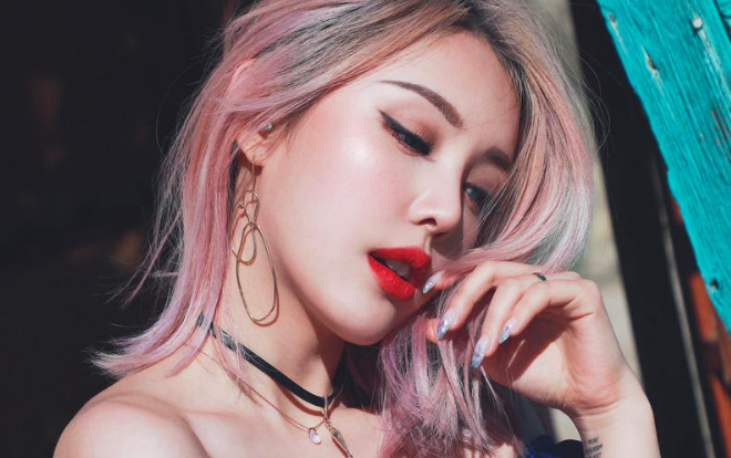 10 loại phấn nền che khuyết điểm siêu cấp nhưng mỏng nhẹ hệt như da tự nhiên