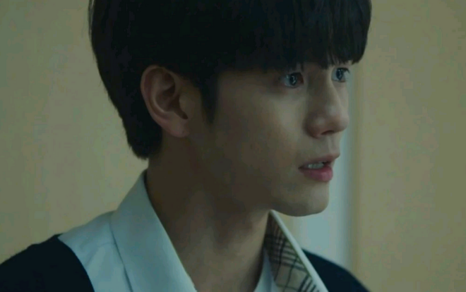 Fan được dịp bất ngờ khi theo dõi diễn xuất tuyệt vời của Ong Seong Wu trong At Eighteen