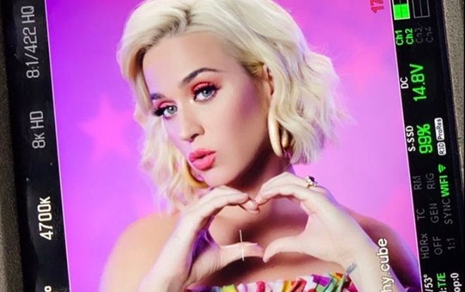 Katy Perry vừa tung teaser Small Talk: Nhạc thì hay nhưng tìm mãi không thấy nhân vật chính đâu