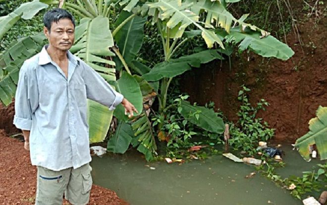 Bé trai 4 tuổi tử vong thương tâm do trượt chân ngã xuống hố rác của gia đình