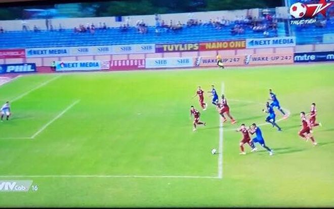 'Bắt phạt đền cho Quảng Nam trước TP.HCM, trọng tài đã sai luật nghiêm trọng'?