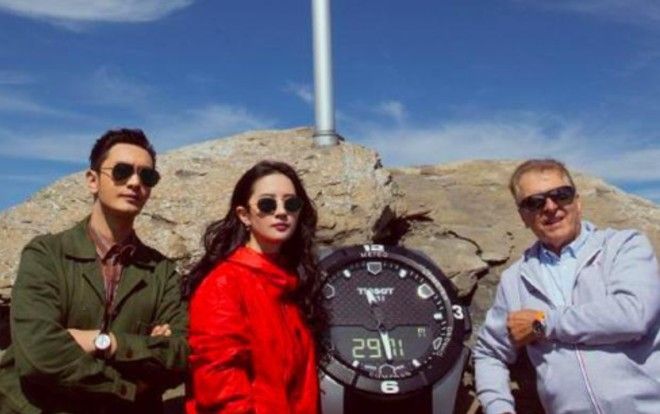 Lưu Diệc Phi và Huỳnh Hiểu Minh gặp lại nhau sau 13 năm