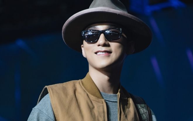 Fan nữ đưa mẹ đến để xin kết hôn và đây là phản ứng của Sơn Tùng M-TP