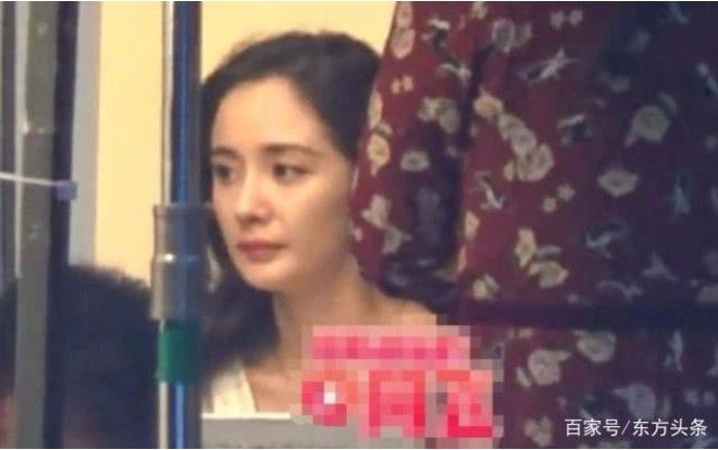 Sau khi bị đồn có tình cảm với nhau, Dương Mịch xuất hiện với trạng thái tốt, Ngụy Đại Huân ăn mặc bảnh bao đi làm