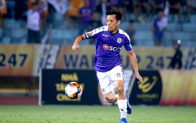 Clip: Văn Quyết ghi 2 bàn giúp Hà Nội bỏ xa TP.HCM trong cuộc đua vô địch