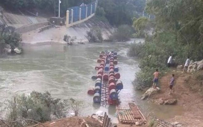 Lật bè trên sông Bắc Vọng - Cao Bằng, 3 người bị nước cuốn mất tích