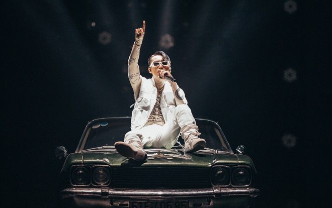 Ngắm trọn bộ ảnh nghẹn ngào đủ cung bậc cảm xúc với đêm cuối cùng Sky Tour 2019 của Sơn Tùng M-TP