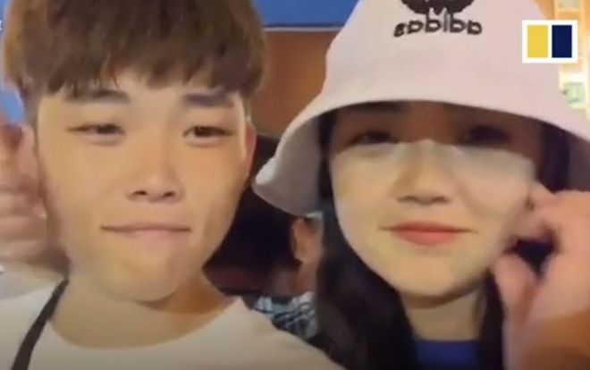 Chuyện tình ngọt ngào của cặp đôi khiếm thính yêu xa làm 'tan chảy' hàng triệu trái tim