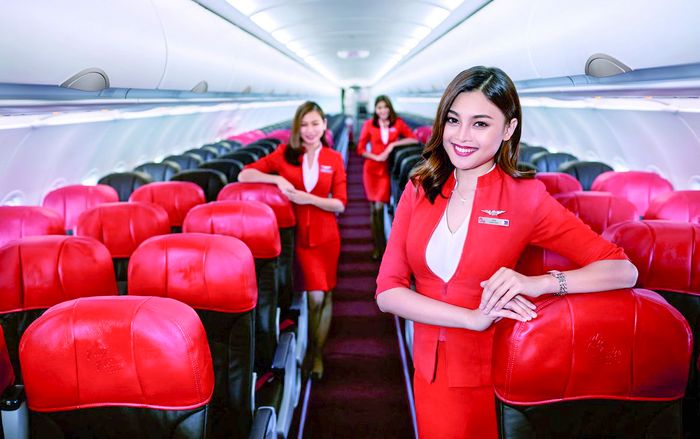 Đi máy bay hãy nhớ làm 4 điều này, tiếp viên hàng không sẽ cảm ơn bạn không hết