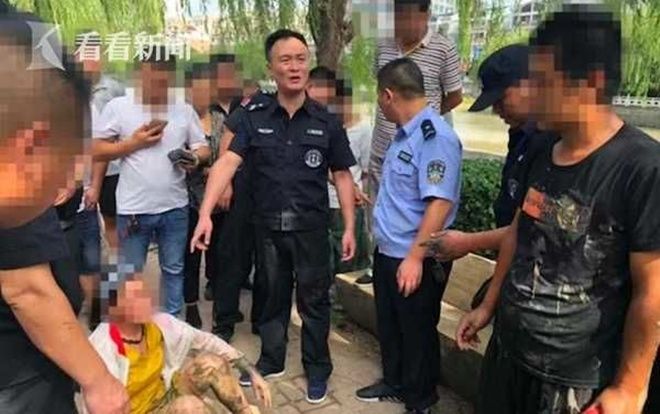 Vợ uất ức nhảy xuống hồ tự tử và lý do gây tranh cãi phía sau