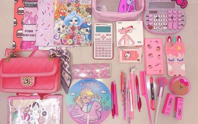 Hội 'rich kids' rủ nhau khoe đồ dùng học tập: chẳng những bút thước nhiều vô kể mà còn phải đồng bộ màu sắc