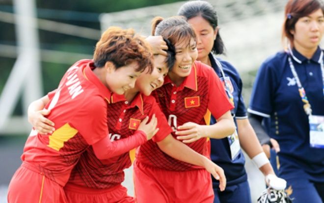 Trả hận cho HLV Hoàng Anh Tuấn, ĐT nữ Việt Nam thắng 10 bàn trước Campuchia