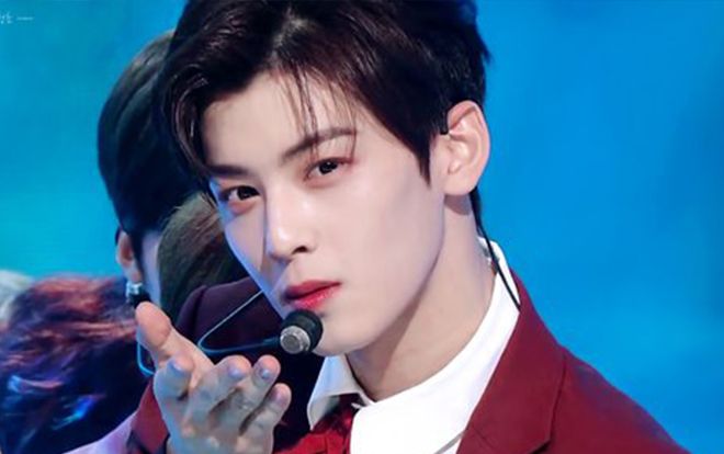Đến BTS, EXO, SEVENTEEN còn bị 'hớp hồn' vì visual quá đỉnh của Cha Eunwoo (ASTRO)