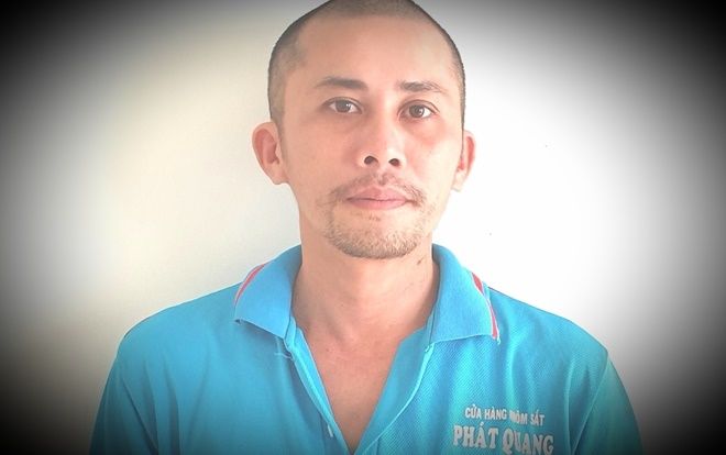 Sau tiệc nhậu, gã 'yêu râu xanh' lẻn vào nhà cưỡng bức bé gái hàng xóm