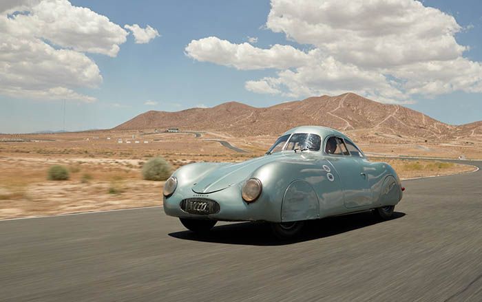 Chiếc Porsche 'đầu tiên trên thế giới' chuẩn bị được đem đấu giá 20 triệu USD nhưng Porsche lại không hề muốn điều này