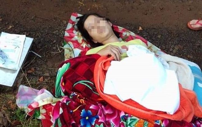 Vụ sản phụ bị tài xế taxi đuổi xuống đường khiến bé sơ sinh tử vong: Tài xế mất bình tĩnh vì thấy nhiều máu?