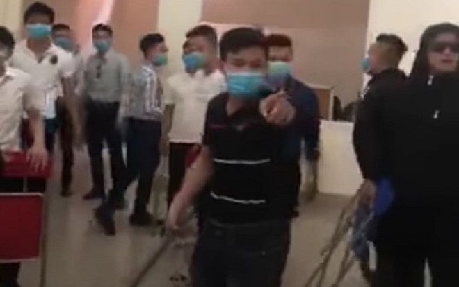 Kinh hoàng 25 thanh niên ở Đà Nẵng 'hỗn chiến' vì mâu thuẫn trong lúc đi đòi nợ liên quan đến tiền ảo