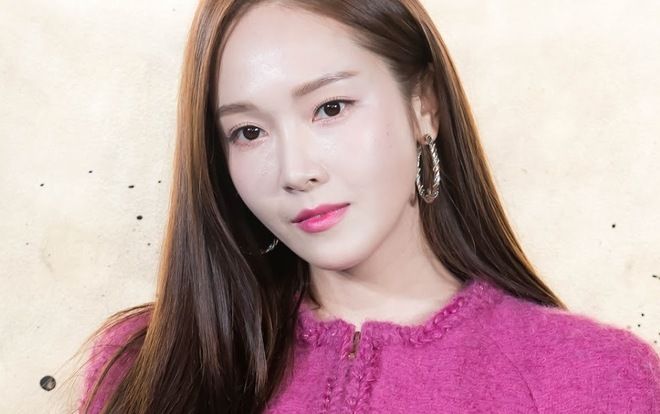 Jessica Jung buộc phải bồi thường khoảng 40 tỷ đồng cho công ty giải trí Trung Quốc