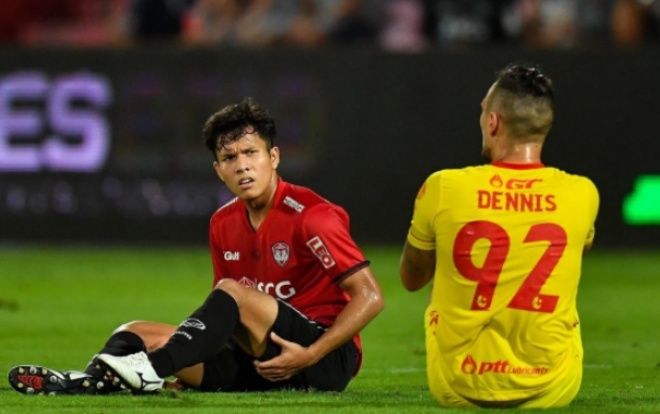 Đồng đội của Đặng Văn Lâm khóc như mưa trong ngày được gọi lên ĐT Thái Lan đấu Việt Nam