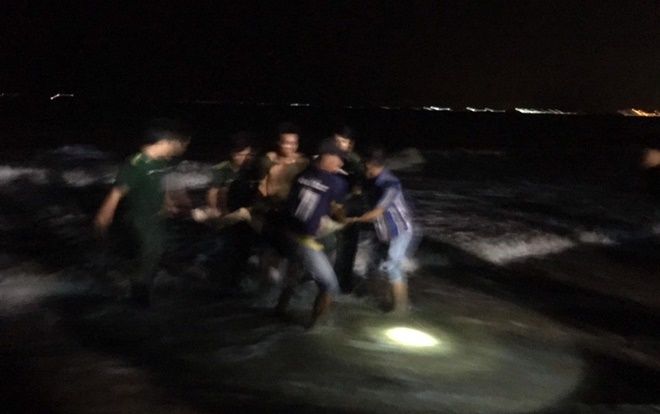 Du khách bị sóng lớn cuốn mất tích khi tắm biển Phan Thiết: Tìm thấy 2 thi thể