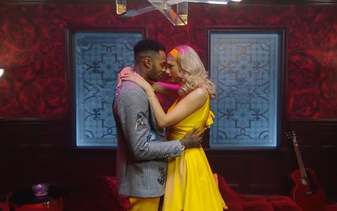 Với quá nhiều sự ngọt ngào trong MV Lover vừa ra mắt, Taylor Swift chắc chắn đã muốn lên xe hoa lắm rồi đây!