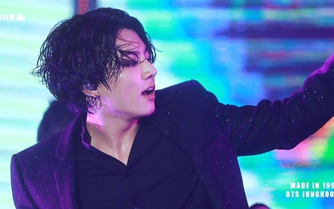 Ơn giời Jungkook đã trở lại với sức hút mạnh mẽ đánh sập Wevese