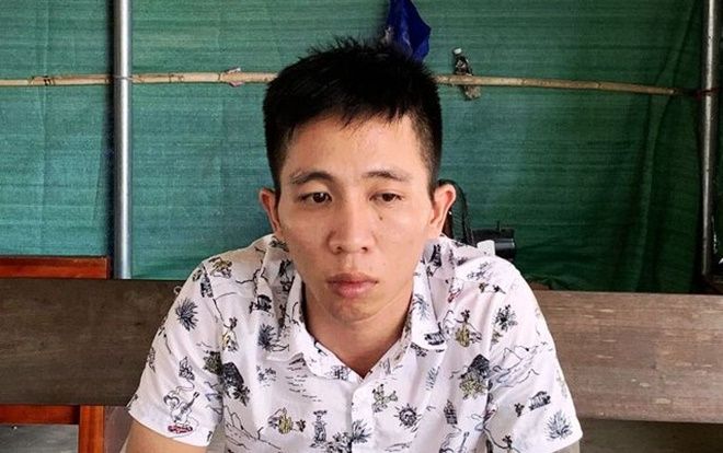 Kiểm tra xe vi phạm giao thông, phát hiện đối tượng mang theo súng ngắn cùng 14 viên đạn