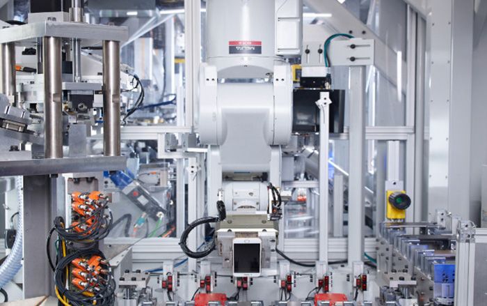 Bên trong phòng thí nghiệm bí mật được giấu cả trên bản đồ của Apple