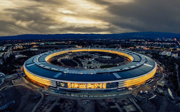 Mục sở thị trụ sở phi thuyền Apple Park: Đậm tính viễn tưởng, hoàn thiện mất 5 tỷ đô và không nằm trên mặt đất