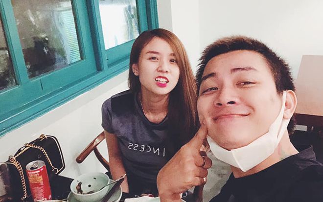 Vợ Hoài Lâm kể về kỉ niệm 8 năm yêu nhau, cùng nhau ăn bữa cơm gia đình giản đơn