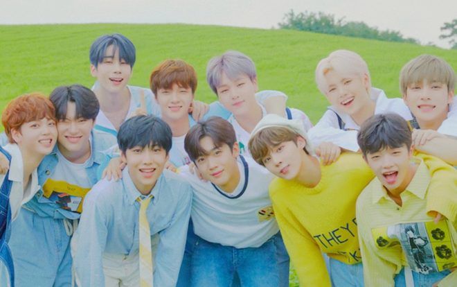 Vừa ra mắt, X1 đã khiến netizen nổi giận vì hát nhép lộ liễu tại showcase debut