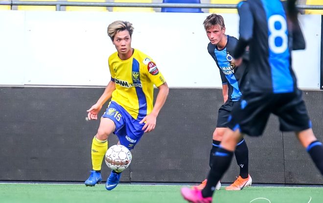 Nóng: Clip Công Phượng đá chính, ghi bàn cho Sint Truidense