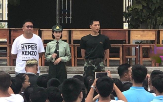 Hình ảnh quân trang cực mới của Dương Dương trong 'Đặc chiến vinh diệu'