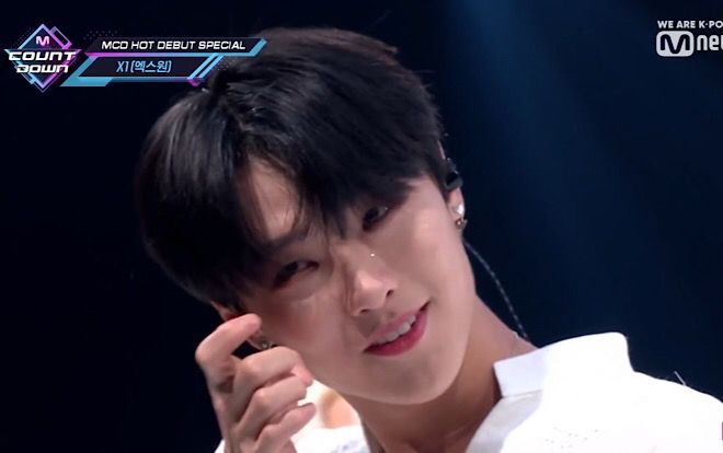 Cho Seung Yeon (X1) chợt khóc, lấn áp giọng ca chính trên sân khấu: Thiên tài âm nhạc Kpop thế hệ mới!