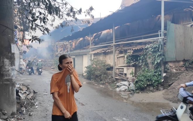 Chuyên gia lên tiếng cảnh báo vì sao không nên ăn thực phẩm nuôi trồng trong 1km sau vụ cháy nhà máy phích nước Rạng Đông