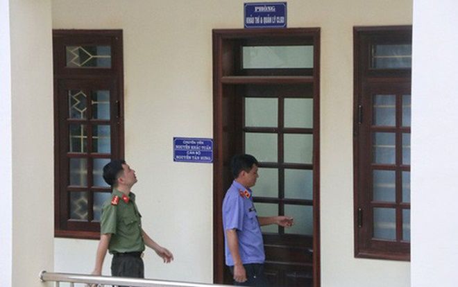 Bộ GD-ĐT xem xét kỷ luật hàng loạt cục trưởng, vụ trưởng vì liên quan đến tiêu cực, gian lận thi cử năm 2018