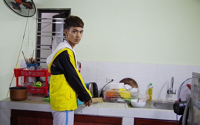 Thanh niên 19 tuổi đánh người cướp tài sản khai lấy tiền trả nợ game