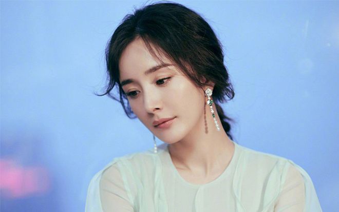 'Dương Mịch quỵt tiền từ thiện' lại bị báo Trung Ương 'điểm danh' để làm gương phê bình