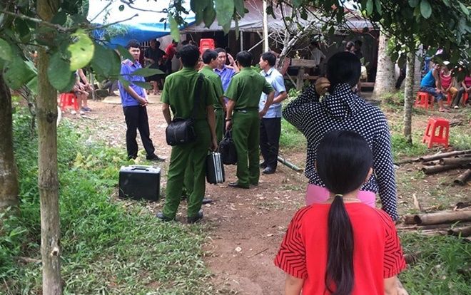 Bị la mắng khi đuổi chém em trai, nam thanh niên ra tay sát hại người mẹ tật nguyền ngồi xe lăn